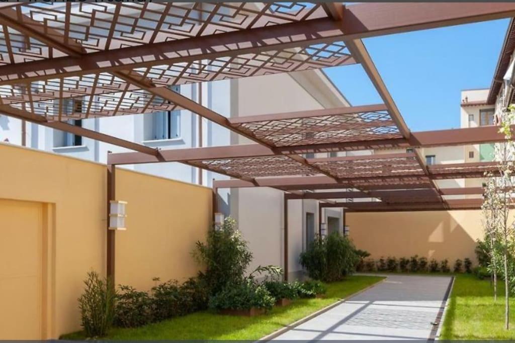 Apartment Downtown Florence, Moderno Con Giardino מראה חיצוני תמונה